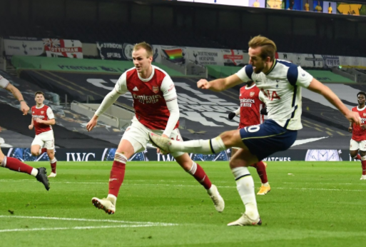  阿森纳零封热刺，萨利巴铁闸封神  